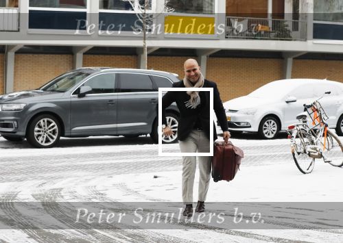 Amsterdam 1 februari 2019
Eugene v Dun ( ex partner  Connie bWitteman) arriveert bij de rechtbank van Amsterdam ivm zaak over de inbraak bij Connie op de pc hooftstraat. Advocaat Anis Boumanjal