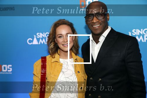 Amsterdam 7 maart 2019
Premiere Single camping in nieuwe delamar theater. Anouk Maas kwam met acteur Jerrel Houtsnee