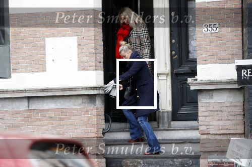 Amsterdam 1 maart 2019
Bridget Maasland verlaat haar nieuwe huis en gaat met een vriendin fietsend weg.
