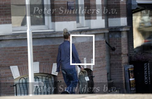 Amsterdam 9 maart 2019
Bridget Maasland bij haar nieuwe huis.