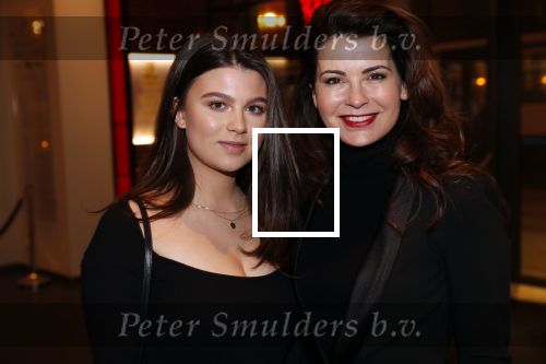 Amsterdam 6 februari 2019
Premiere de waarheid in het de la mar theater. carolien de Bruijn met dochter