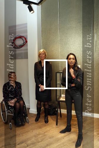 Amsterdam 4 februari 2019
Presentatie armbandje câ€™est Moi  (Art) voor de Esther Vergeer foundation.
Aanwezig zijn Esther Vergeer Quinty Trustfull Anouk Smulders Evelien de Bruijn en Mark Teurlings.
