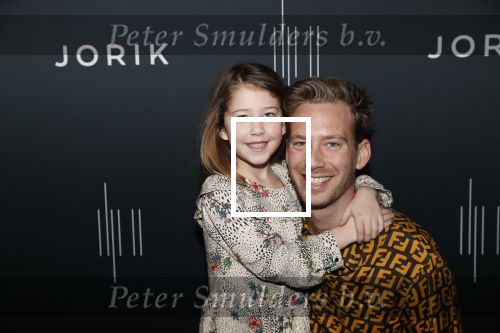 Amsterdam 28 februari 2019
Presentatie kledinglijn Lil Kleine , Jorik. Jorik kwam met zijn zwangere vriendin Jamie Vaes. Man en dochter Clair Slootheer