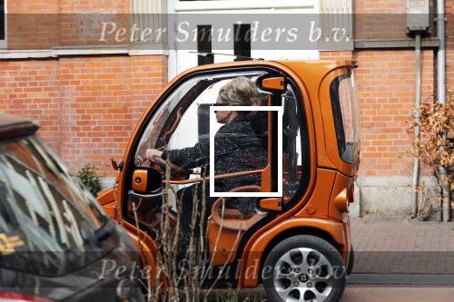 Amsterdam 28 februari 2019
Connie Witteman met een vriendin in haar Biro karretje ( Connieâ€™s creative car concept)