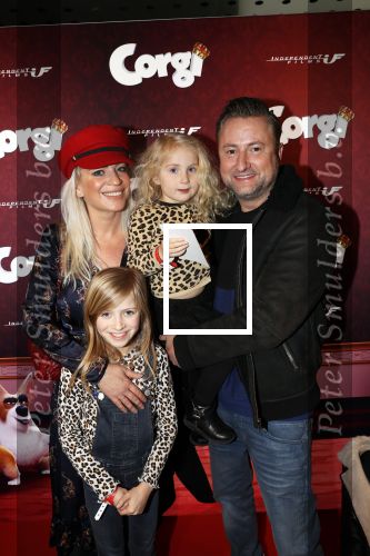 Amsterdam 10 februari 2019
Premiere Corgi in pathe arena. Dennis Weening met partner Stella en dochter Lola en dochter Coco