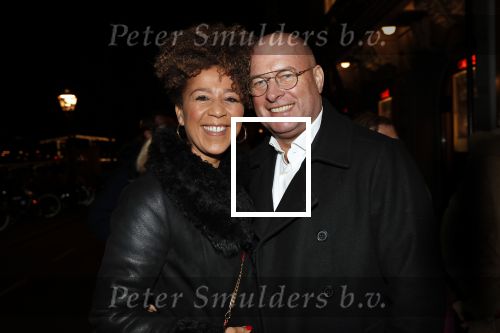 Amsterdam 15 februari 2019
Premiere de verleiders in Carre. Diana Matroos met partner