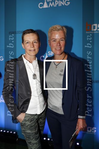Amsterdam 7 maart 2019
Premiere Single camping in nieuwe delamar theater. Ellie Lust met partner