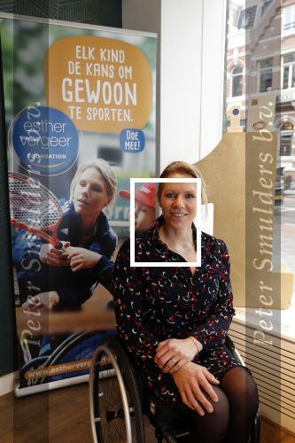 Amsterdam 4 februari 2019
Presentatie armbandje câ€™est Moi  (Art) voor de Esther Vergeer foundation.
Aanwezig zijn Esther Vergeer Quinty Trustfull Anouk Smulders Evelien de Bruijn en Mark Teurlings.