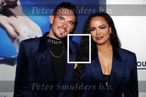Amsterdam 14 maart 2019
Premiere het nationale ballet in de stopera. Eva Simons kwam met haar nieuwe vriend en â€¦