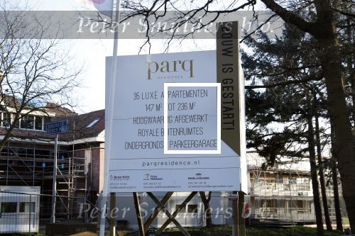 Wassenaar 5 maart 2019
In dit complex Parq Residence heeft Frank Dane een penthouse gekocht.