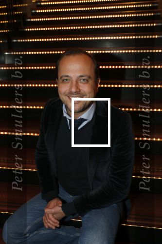Zaandag 4 februari 2019
PremiÃ¨re Laten we eerlijk zijn in het zaantheater. Geert Hoes