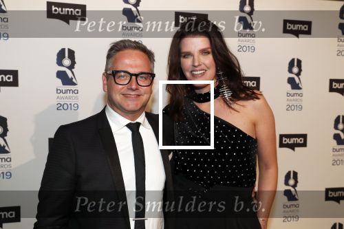 Hilversum 11 maart 2019
Uitreiking BUMA prijzen in studio 21. Guus Meeuwis met zijn vriendin Manon Meijers