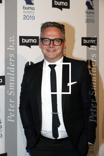 Hilversum 11 maart 2019
Uitreiking BUMA prijzen in studio 21. Guus Meeuwis met zijn vriendin Manon Meijers