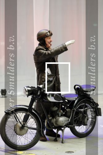 Enschede 26 februari 2019
Presentatie cast van Hanna van Hendrik met oa Huub Stapel en Johanna ter Steege. Presentatie is op vliegveld Twente.