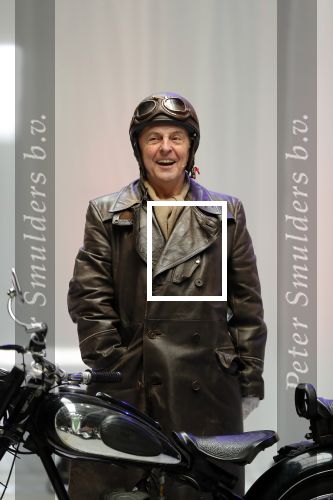 Enschede 26 februari 2019
Presentatie cast van Hanna van Hendrik met oa Huub Stapel en Johanna ter Steege. Presentatie is op vliegveld Twente.