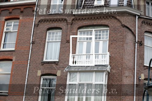 Amsterdam 1 maart 2019
Bij Huub Stapel zijn er ook ramen stuk na plofkraak ABN AMRO Geldautomaat.