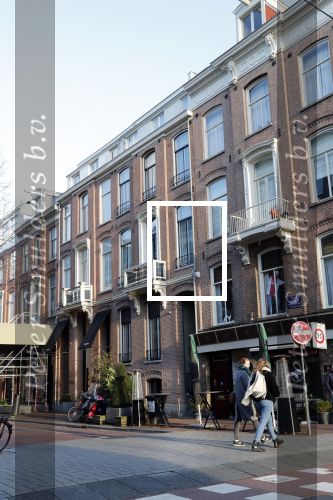 Amsterdam 9 maart 2019
Jaap Jongbloed gaat samen wonen met zijn vriendin Inge in zijn huis op de PC Hooftstraat.