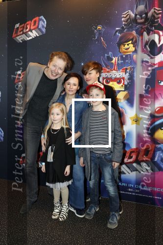 Utrecht 3 februari 2019
Premiere Lego film in de bioscoop bij de jaarbeurs. Jan Rot met vrouw en kinderen