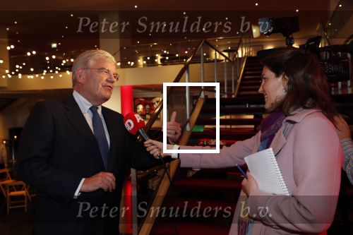 Utrecht 9 maart 2019
Opening Mies Bouwman foyer in het Beatrix theater. Aanwezig de kinderen van Mies Joost Timp en Mies Timp. Verder aanwezig Albert Verlinde Robert ten Brink Jan v Zanen en Antje Monteiro.
