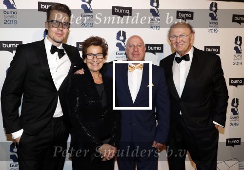 Hilversum 11 maart 2019
Uitreiking BUMA prijzen in studio 21. Joop en Janine v d Ende