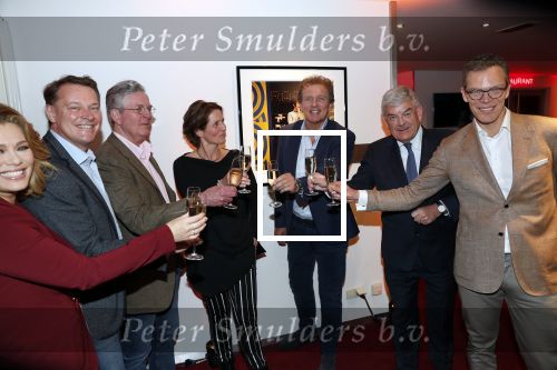 Utrecht 9 maart 2019
Opening Mies Bouwman foyer in het Beatrix theater. Aanwezig de kinderen van Mies Joost Timp en Mies Timp. Verder aanwezig Albert Verlinde Robert ten Brink Jan v Zanen en Antje Monteiro.