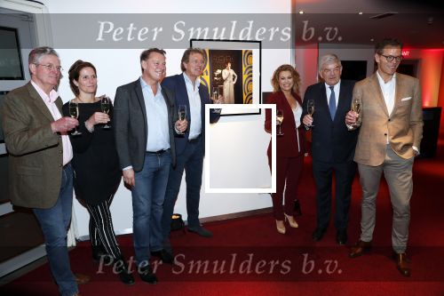 Utrecht 9 maart 2019
Opening Mies Bouwman foyer in het Beatrix theater. Aanwezig de kinderen van Mies Joost Timp en Mies Timp. Verder aanwezig Albert Verlinde Robert ten Brink Jan v Zanen en Antje Monteiro.
