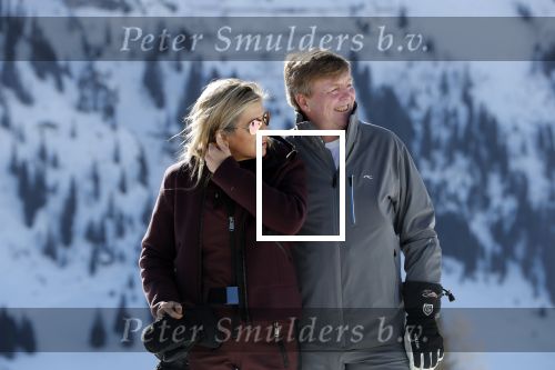 Lech 25 februari 2019
Koning Willem-Alexander, Koningin MÃ¡xima, Prinses Beatrix, Prins Constantijn, Prinses Laurentien en de prinsessen Amalia, Alexia en Ariane samen met Eloise, Leonore en Claus-Casimir tijdens de fotosessie tijdens de wintersportvakantie in Lech.