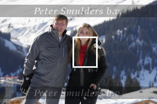 Lech 25 februari 2019
Koning Willem-Alexander, Koningin MÃ¡xima, Prinses Beatrix, Prins Constantijn, Prinses Laurentien en de prinsessen Amalia, Alexia en Ariane samen met Eloise, Leonore en Claus-Casimir tijdens de fotosessie tijdens de wintersportvakantie in Lech.