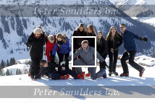 Lech 25 februari 2019
Koning Willem-Alexander, Koningin MÃ¡xima, Prinses Beatrix, Prins Constantijn, Prinses Laurentien en de prinsessen Amalia, Alexia en Ariane samen met Eloise, Leonore en Claus-Casimir tijdens de fotosessie tijdens de wintersportvakantie in Lech.