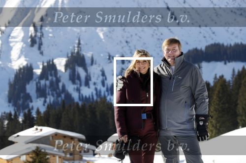 Lech 25 februari 2019
Koning Willem-Alexander, Koningin MÃ¡xima, Prinses Beatrix, Prins Constantijn, Prinses Laurentien en de prinsessen Amalia, Alexia en Ariane samen met Eloise, Leonore en Claus-Casimir tijdens de fotosessie tijdens de wintersportvakantie in Lech.