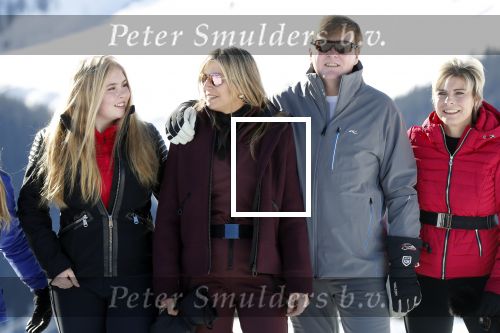 Lech 25 februari 2019
Koning Willem-Alexander, Koningin MÃ¡xima, Prinses Beatrix, Prins Constantijn, Prinses Laurentien en de prinsessen Amalia, Alexia en Ariane samen met Eloise, Leonore en Claus-Casimir tijdens de fotosessie tijdens de wintersportvakantie in Lech.