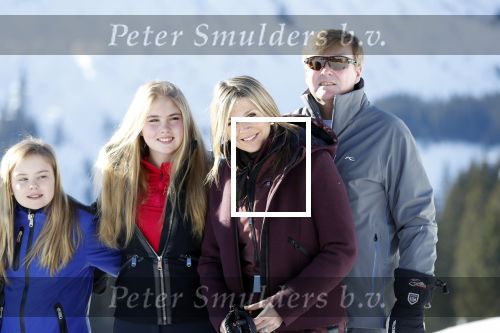 Lech 25 februari 2019
Koning Willem-Alexander, Koningin MÃ¡xima, Prinses Beatrix, Prins Constantijn, Prinses Laurentien en de prinsessen Amalia, Alexia en Ariane samen met Eloise, Leonore en Claus-Casimir tijdens de fotosessie tijdens de wintersportvakantie in Lech.
