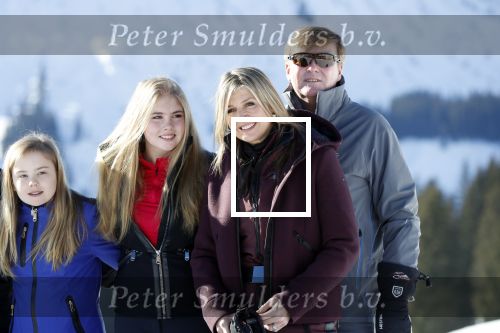Lech 25 februari 2019
Koning Willem-Alexander, Koningin MÃ¡xima, Prinses Beatrix, Prins Constantijn, Prinses Laurentien en de prinsessen Amalia, Alexia en Ariane samen met Eloise, Leonore en Claus-Casimir tijdens de fotosessie tijdens de wintersportvakantie in Lech.