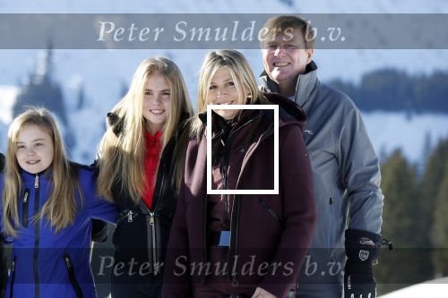 Lech 25 februari 2019
Koning Willem-Alexander, Koningin MÃ¡xima, Prinses Beatrix, Prins Constantijn, Prinses Laurentien en de prinsessen Amalia, Alexia en Ariane samen met Eloise, Leonore en Claus-Casimir tijdens de fotosessie tijdens de wintersportvakantie in Lech.