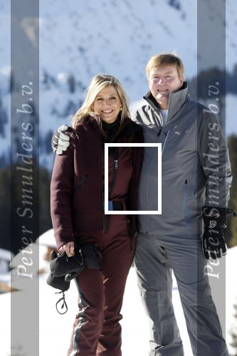 Lech 25 februari 2019
Koning Willem-Alexander, Koningin MÃ¡xima, Prinses Beatrix, Prins Constantijn, Prinses Laurentien en de prinsessen Amalia, Alexia en Ariane samen met Eloise, Leonore en Claus-Casimir tijdens de fotosessie tijdens de wintersportvakantie in Lech.
