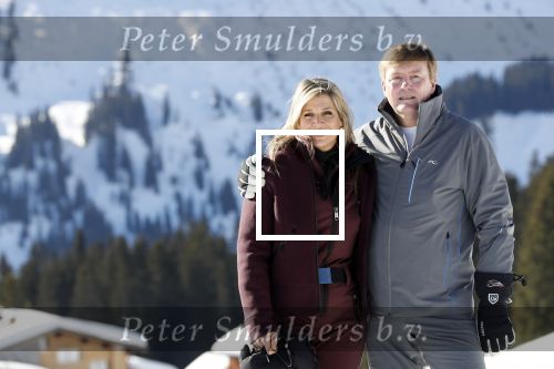 Lech 25 februari 2019
Koning Willem-Alexander, Koningin MÃ¡xima, Prinses Beatrix, Prins Constantijn, Prinses Laurentien en de prinsessen Amalia, Alexia en Ariane samen met Eloise, Leonore en Claus-Casimir tijdens de fotosessie tijdens de wintersportvakantie in Lech.