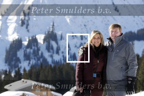 Lech 25 februari 2019
Koning Willem-Alexander, Koningin MÃ¡xima, Prinses Beatrix, Prins Constantijn, Prinses Laurentien en de prinsessen Amalia, Alexia en Ariane samen met Eloise, Leonore en Claus-Casimir tijdens de fotosessie tijdens de wintersportvakantie in Lech.