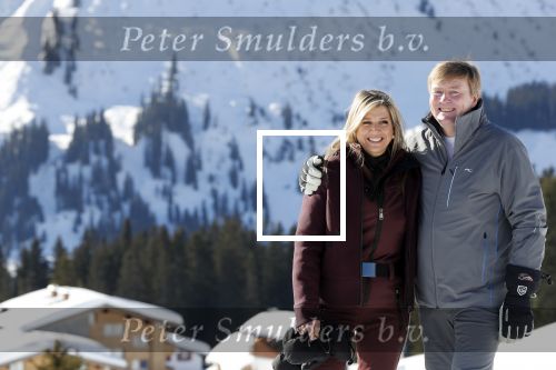 Lech 25 februari 2019
Koning Willem-Alexander, Koningin MÃ¡xima, Prinses Beatrix, Prins Constantijn, Prinses Laurentien en de prinsessen Amalia, Alexia en Ariane samen met Eloise, Leonore en Claus-Casimir tijdens de fotosessie tijdens de wintersportvakantie in Lech.