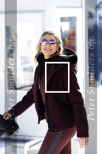 Lech 25 februari 2019
Koning Willem-Alexander, Koningin MÃ¡xima, Prinses Beatrix, Prins Constantijn, Prinses Laurentien en de prinsessen Amalia, Alexia en Ariane samen met Eloise, Leonore en Claus-Casimir tijdens de fotosessie tijdens de wintersportvakantie in Lech.