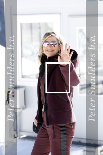 Lech 25 februari 2019
Koning Willem-Alexander, Koningin MÃ¡xima, Prinses Beatrix, Prins Constantijn, Prinses Laurentien en de prinsessen Amalia, Alexia en Ariane samen met Eloise, Leonore en Claus-Casimir tijdens de fotosessie tijdens de wintersportvakantie in Lech.