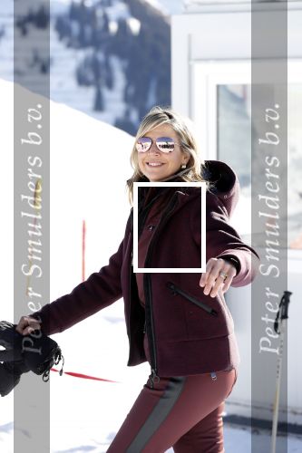 Lech 25 februari 2019
Koning Willem-Alexander, Koningin MÃ¡xima, Prinses Beatrix, Prins Constantijn, Prinses Laurentien en de prinsessen Amalia, Alexia en Ariane samen met Eloise, Leonore en Claus-Casimir tijdens de fotosessie tijdens de wintersportvakantie in Lech.