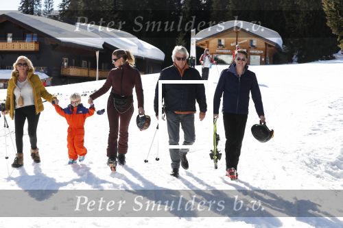 Oberlech 25 februari 2019
Lieke v Lexmond op skivakantie met haar man Bas v Veggel en hun zoontje Vik.
Ook de moeder van Bas en haar partner zijn erbij.