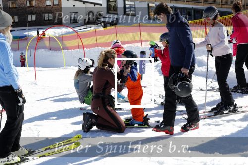 Oberlech 25 februari 2019
Lieke v Lexmond op skivakantie met haar man Bas v Veggel en hun zoontje Vik.
Ook de moeder van Bas en haar partner zijn erbij.