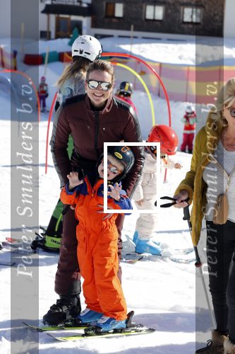 Oberlech 25 februari 2019
Lieke v Lexmond op skivakantie met haar man Bas v Veggel en hun zoontje Vik.
Ook de moeder van Bas en haar partner zijn erbij.