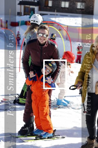 Oberlech 25 februari 2019
Lieke v Lexmond op skivakantie met haar man Bas v Veggel en hun zoontje Vik.
Ook de moeder van Bas en haar partner zijn erbij.