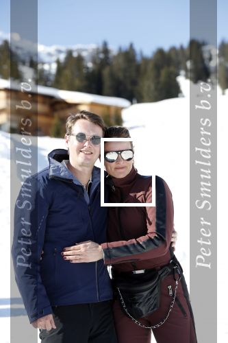 Oberlech 25 februari 2019
Lieke v Lexmond op skivakantie met haar man Bas v Veggel en hun zoontje Vik.
Ook de moeder van Bas en haar partner zijn erbij.