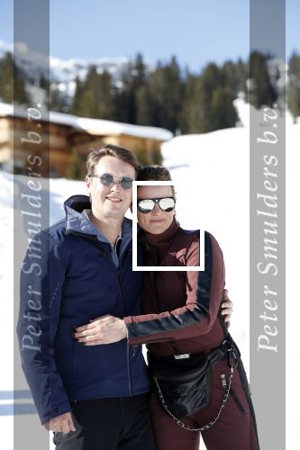 Oberlech 25 februari 2019
Lieke v Lexmond op skivakantie met haar man Bas v Veggel en hun zoontje Vik.
Ook de moeder van Bas en haar partner zijn erbij.