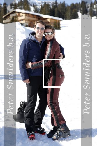 Oberlech 25 februari 2019
Lieke v Lexmond op skivakantie met haar man Bas v Veggel en hun zoontje Vik.
Ook de moeder van Bas en haar partner zijn erbij.