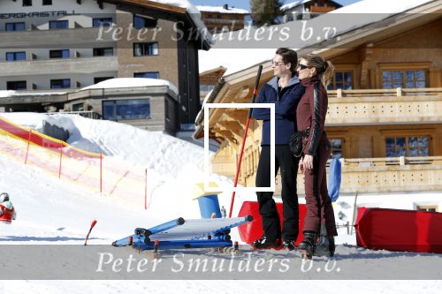 Oberlech 25 februari 2019
Lieke v Lexmond op skivakantie met haar man Bas v Veggel en hun zoontje Vik.
Ook de moeder van Bas en haar partner zijn erbij.
