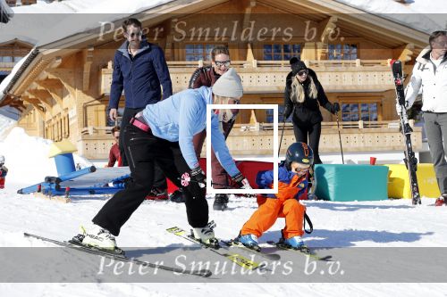 Oberlech 25 februari 2019
Lieke v Lexmond op skivakantie met haar man Bas v Veggel en hun zoontje Vik.
Ook de moeder van Bas en haar partner zijn erbij.